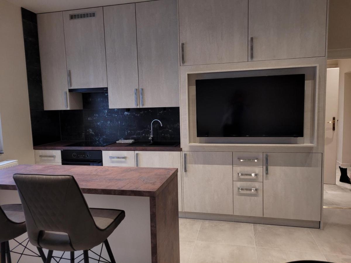 Lara II Apartman Debrecen Luaran gambar