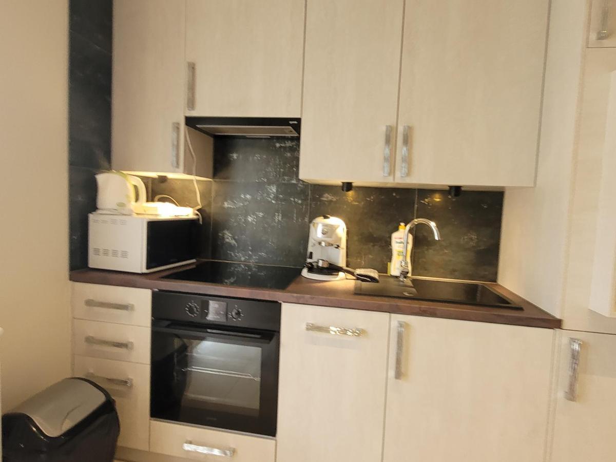 Lara II Apartman Debrecen Luaran gambar