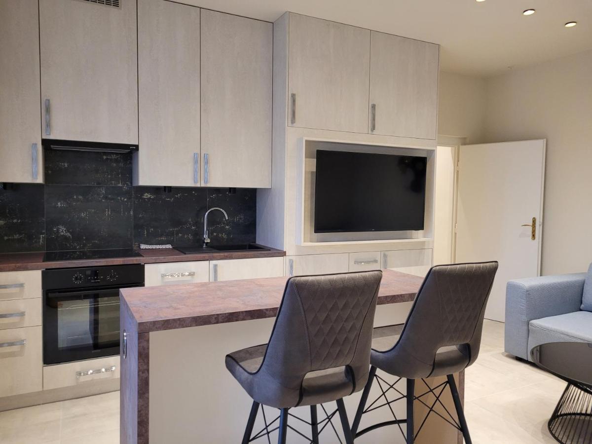 Lara II Apartman Debrecen Luaran gambar
